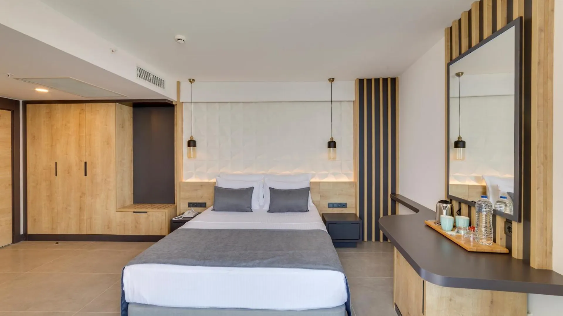 Signature Blue Resort Kusadası 5*,
