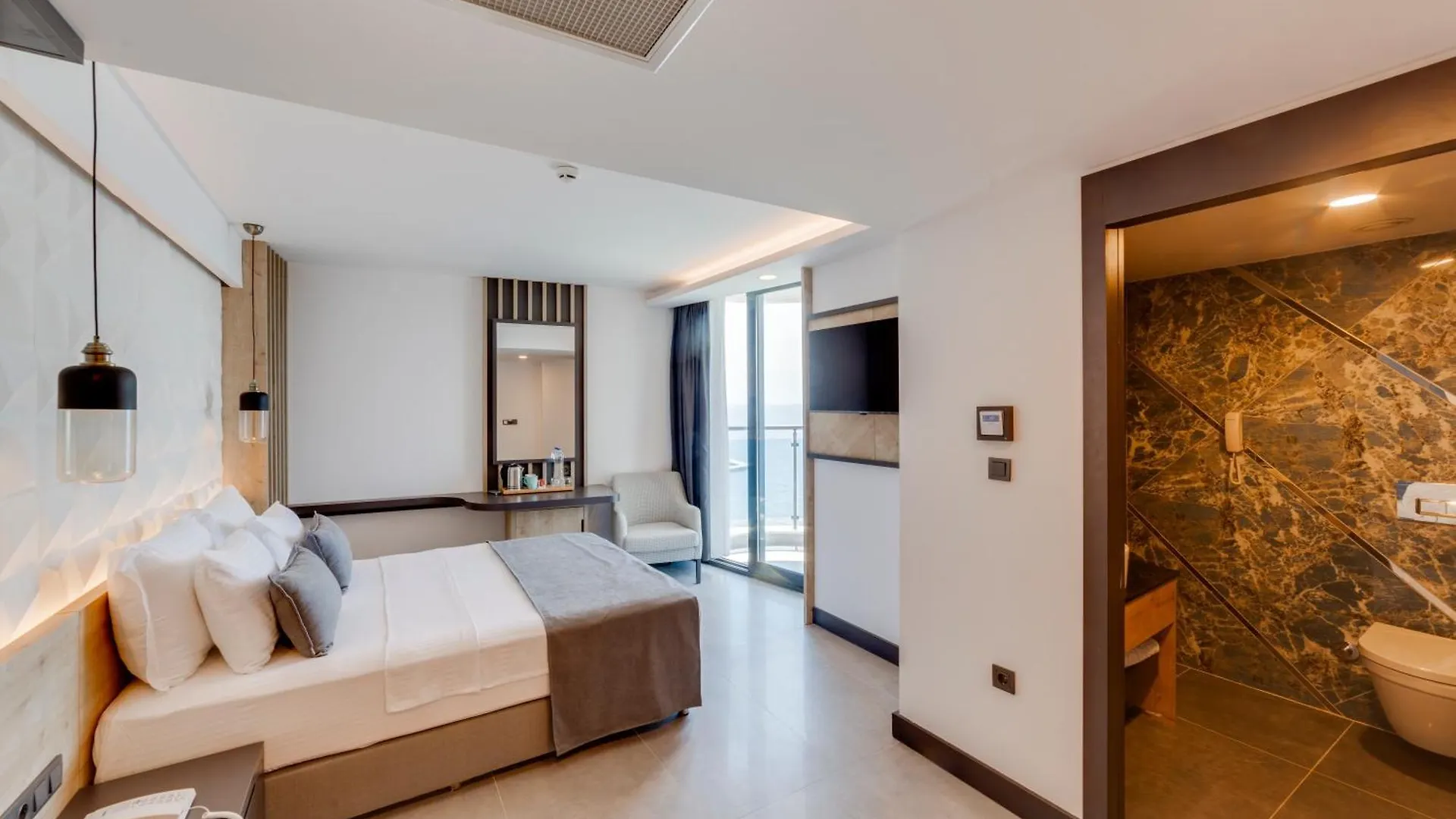 Hotel Signature Blue Resort Kusadası